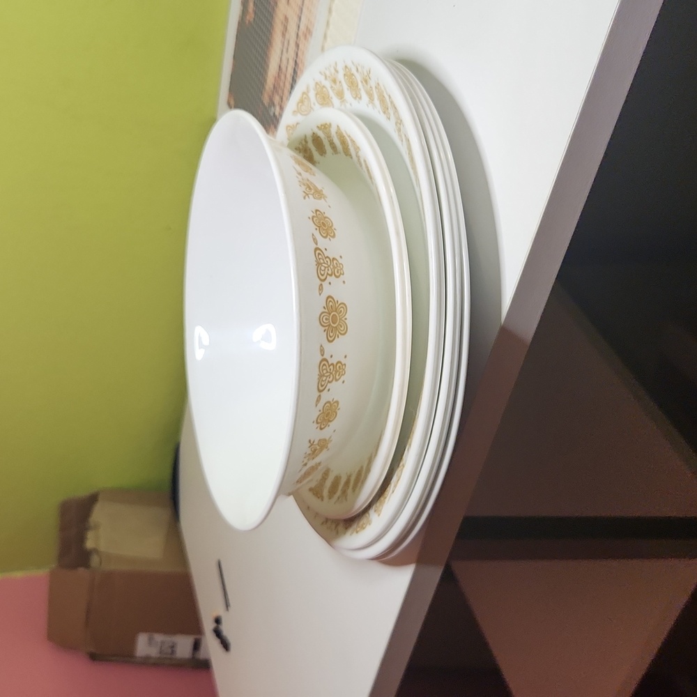 Corelle by corning dishes 8pcs